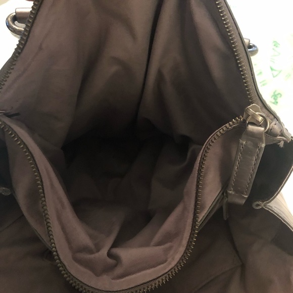 Givenchy handbag - Picture 6 of 12